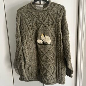 Crafts & Woollens Vintage Ewe and Lamb 100% Wool Cable Knit Sweater